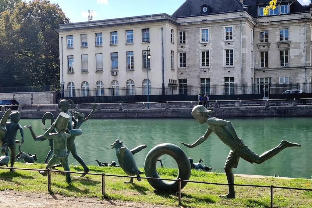 La Maison Des Delices Dosches エクステリア 写真